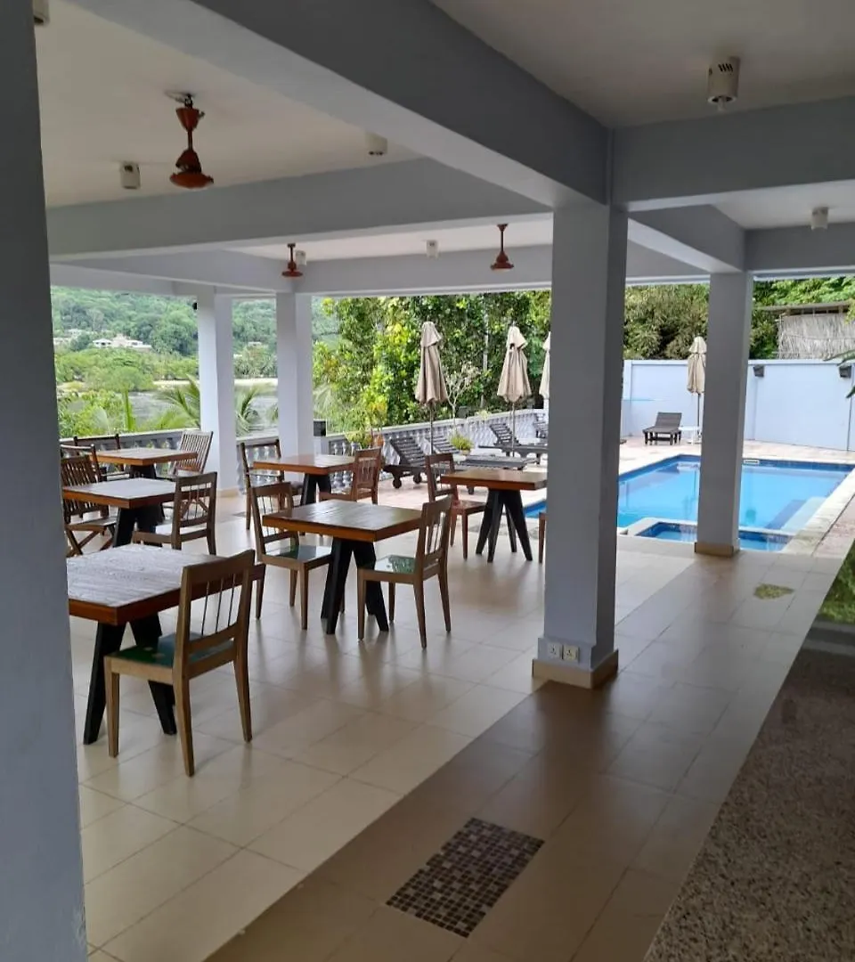 Maison d'hôtes Bayview Villa -Sea Side Villa Anse Boileau