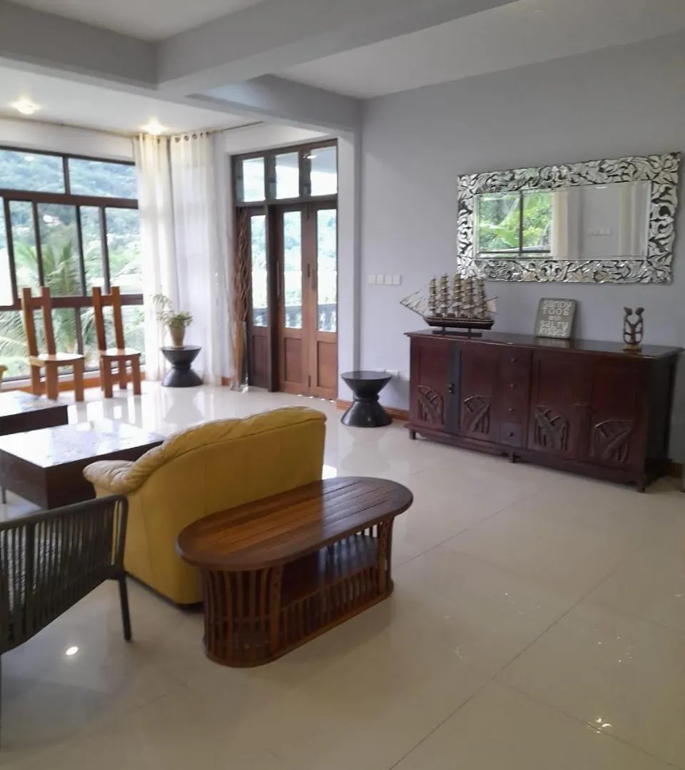 Bayview Villa -Sea Side Villa Anse Boileau