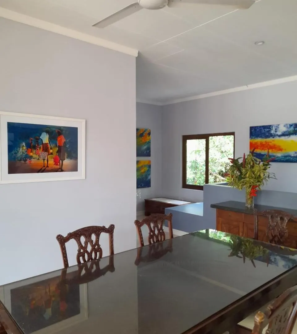 Bayview Villa -Sea Side Villa Anse Boileau