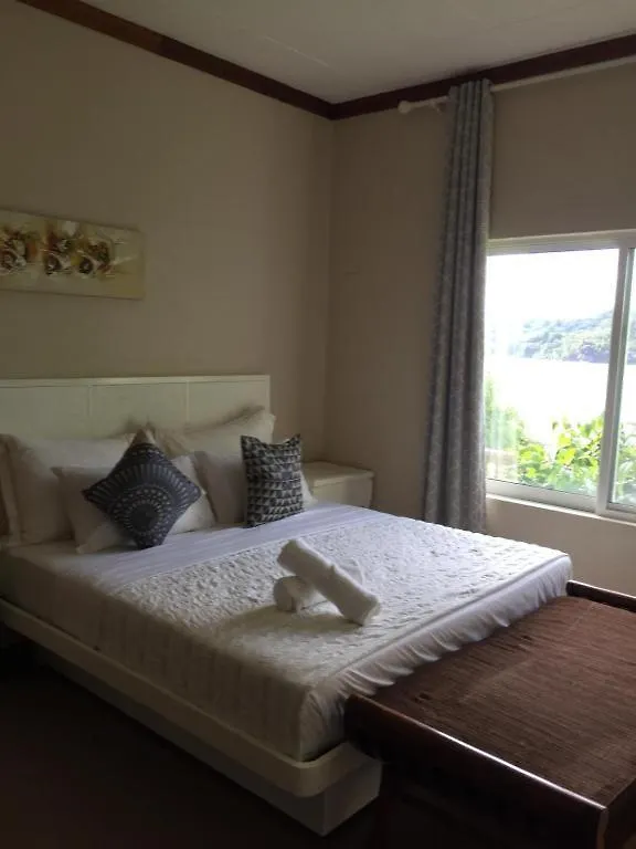 Bayview Villa -Sea Side Villa Anse Boileau