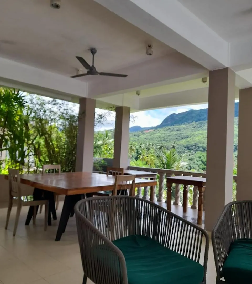 Bayview Villa -Sea Side Villa Anse Boileau