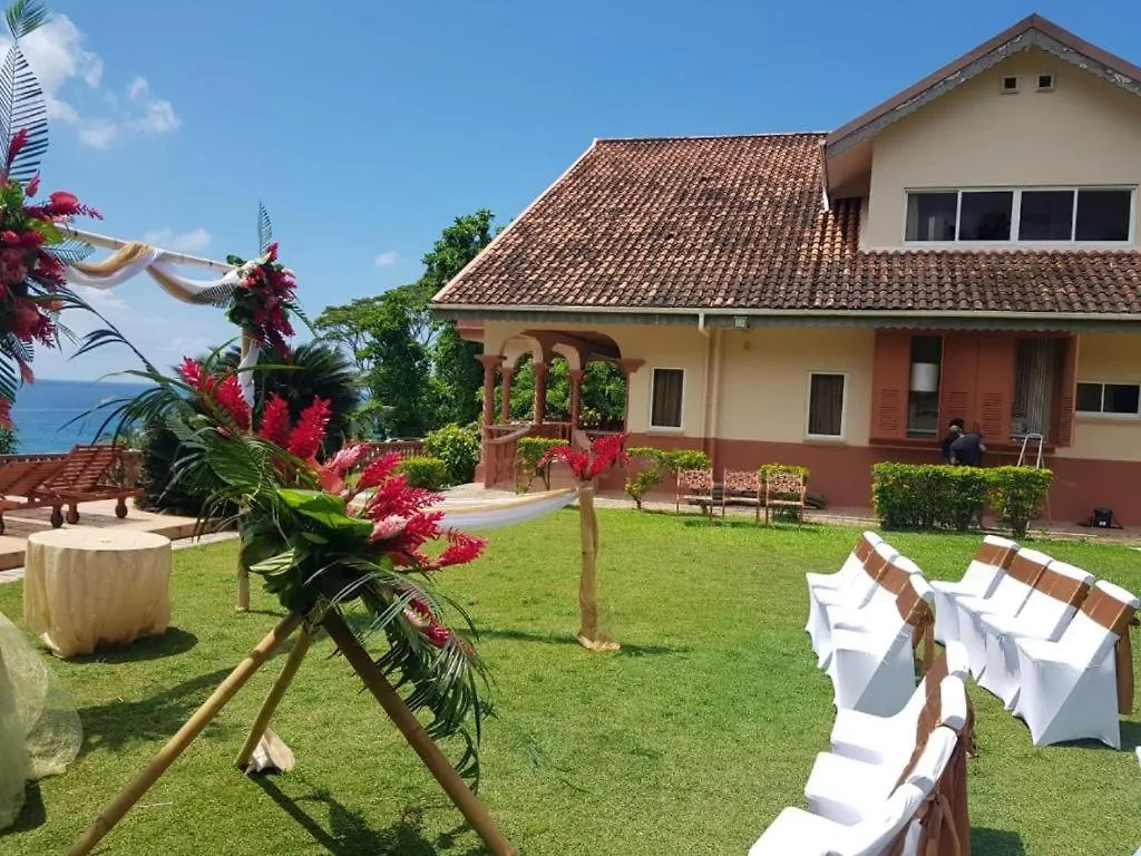 Bayview Villa -Sea Side Villa Anse Boileau