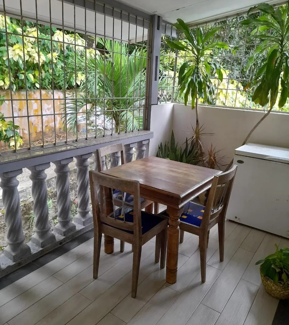 Bayview Villa -Sea Side Villa Anse Boileau 0*,