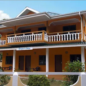 Couette-café Georgina's, Beau Vallon (Mahe)